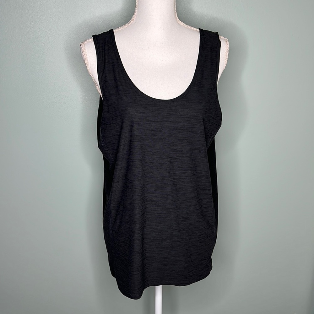 Old Navy workout tank size Large